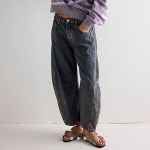 Good luck mid-rise barrel jeans